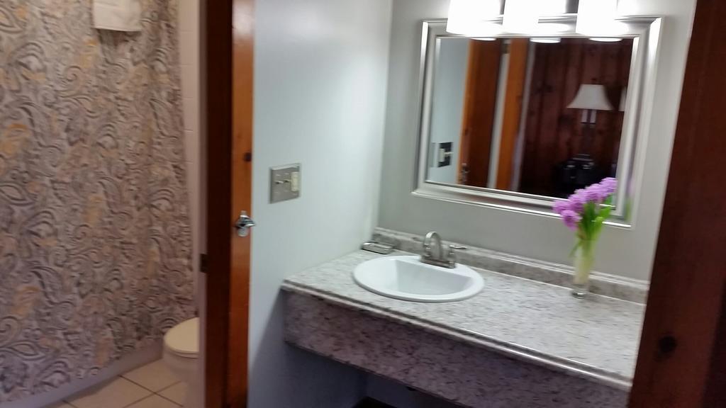 Northeaster Motel Kittery Room photo
